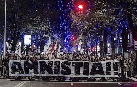 2015-11-28, BILBO. Amnistiaren aldeko manifestazioa. 28-11-2015, Bilbo. Manifestación por la amnistia.